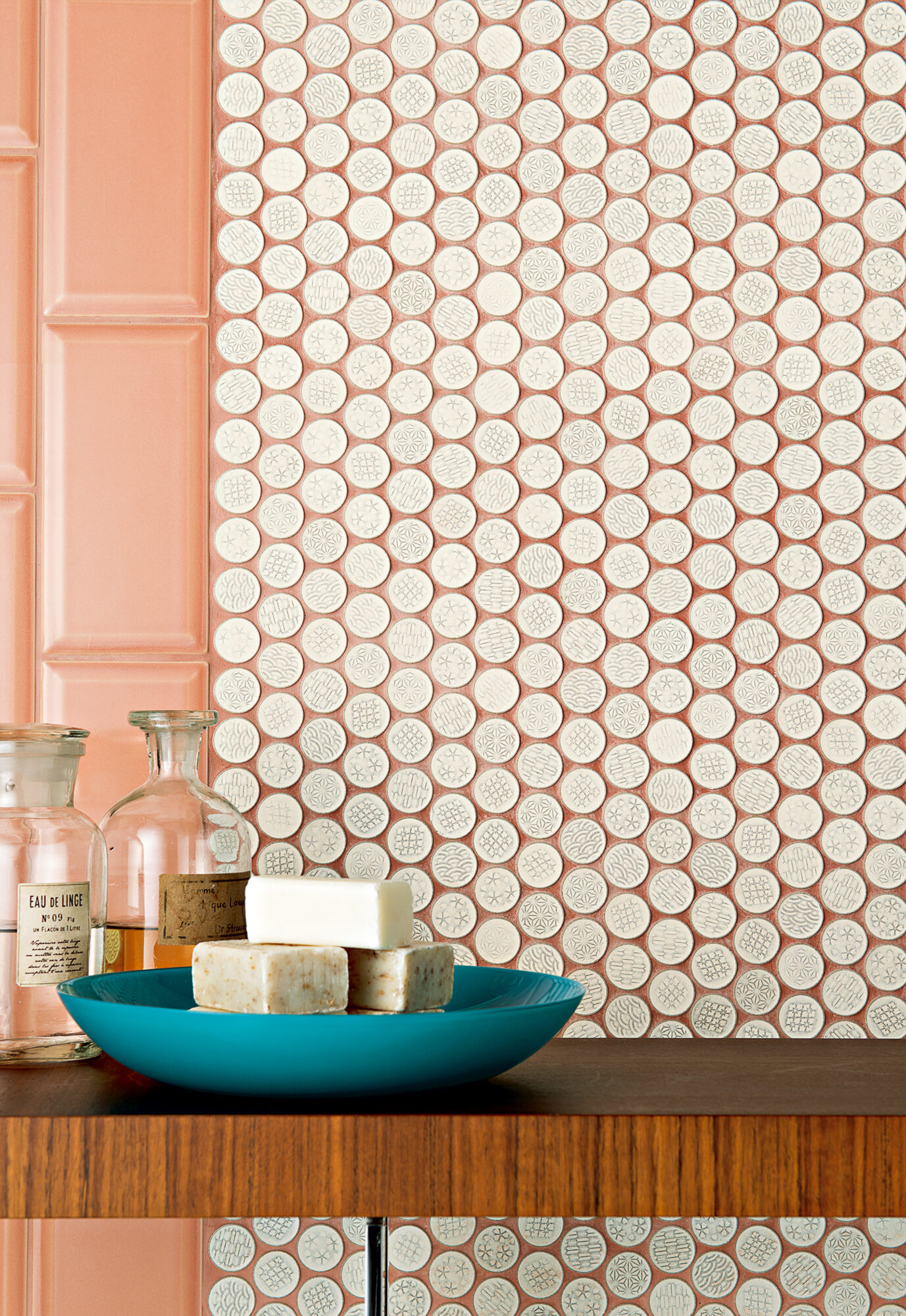 JP-AC | Hi-Ceramics | Hi-Ceramics | tiles by HiRATA TILE | 新築