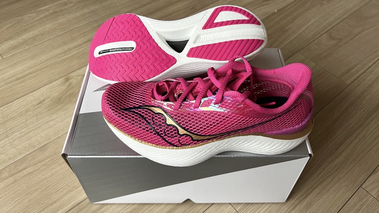 レビュー】サッカニー エンドルフィンプロ 3｜ともらん！