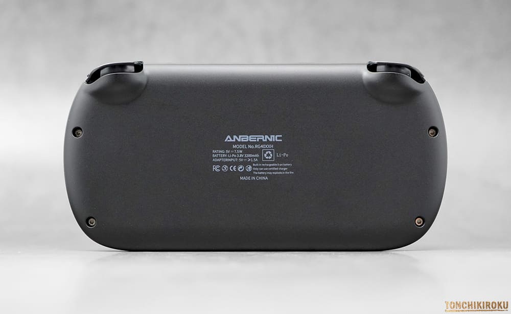 中華ゲーム機「ANBERNIC RG40XX H」レビュー｜定番スペックの 4インチ