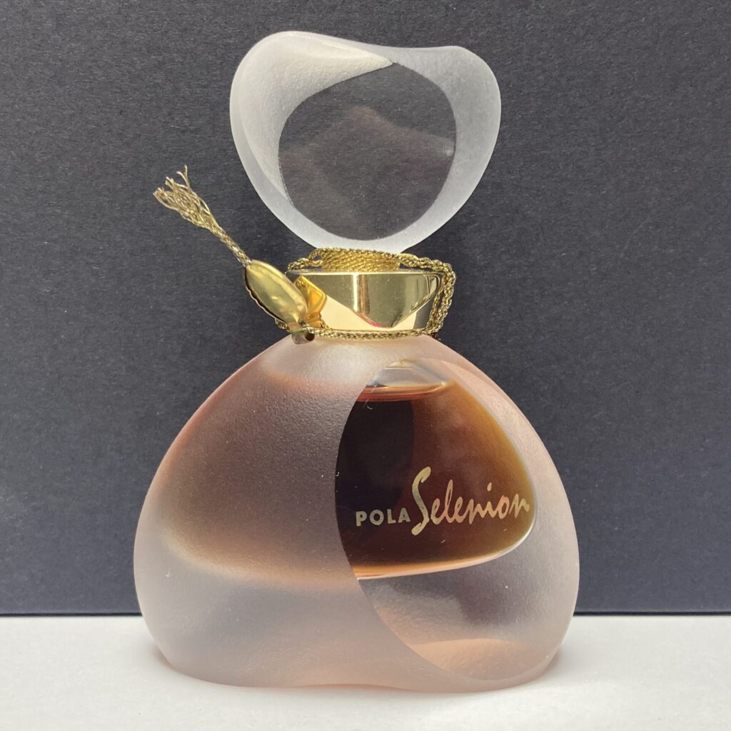 ポーラ セレニオン | 香水・化粧品買取専門店 グリーチェ