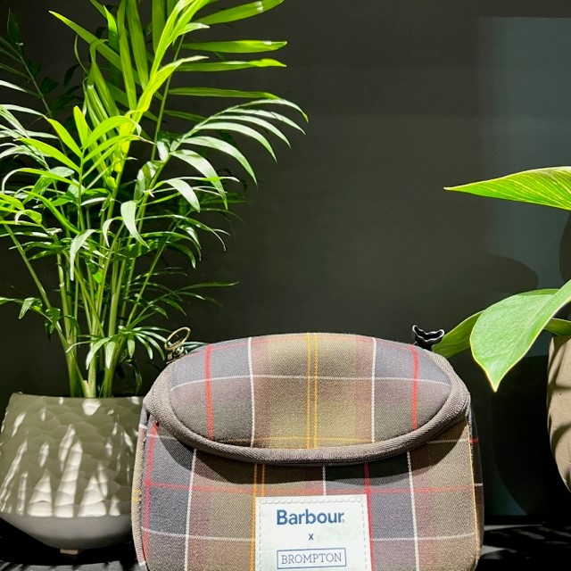 Barbour × Brompton コラボバッグ入荷！！ | トイファクトリーの