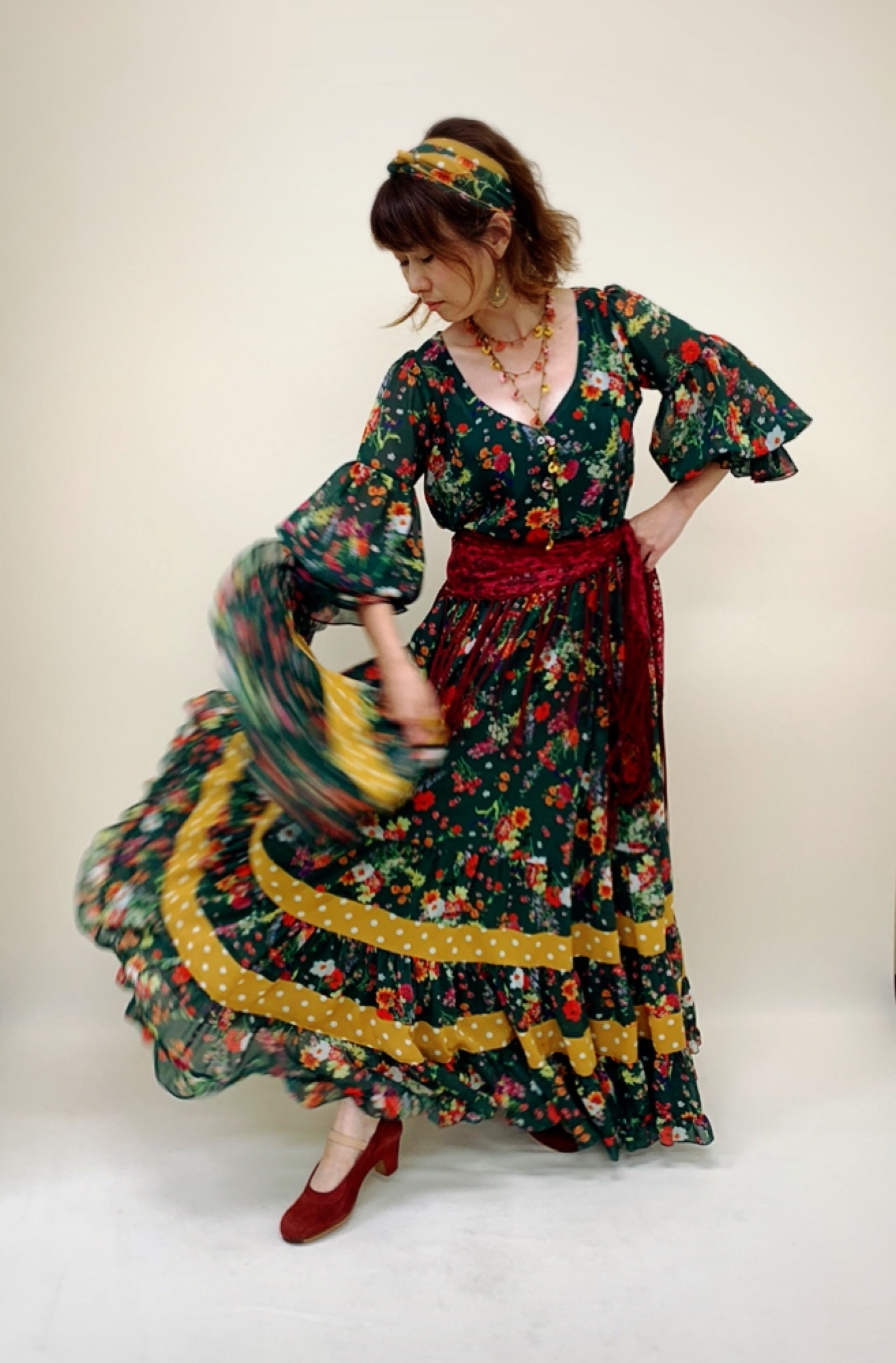 楽天市場】フラメンコ衣装 ツーピース ブラウス スカート ファルダ