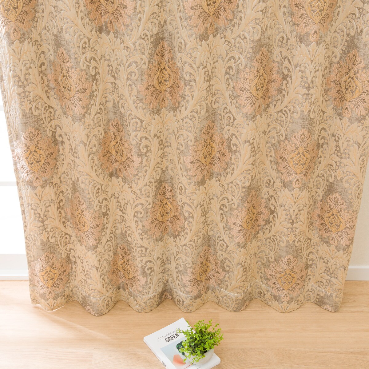 楽天市場】裏地付き遮光2級・遮熱カーテン(PK026 ベージュ) ニトリ