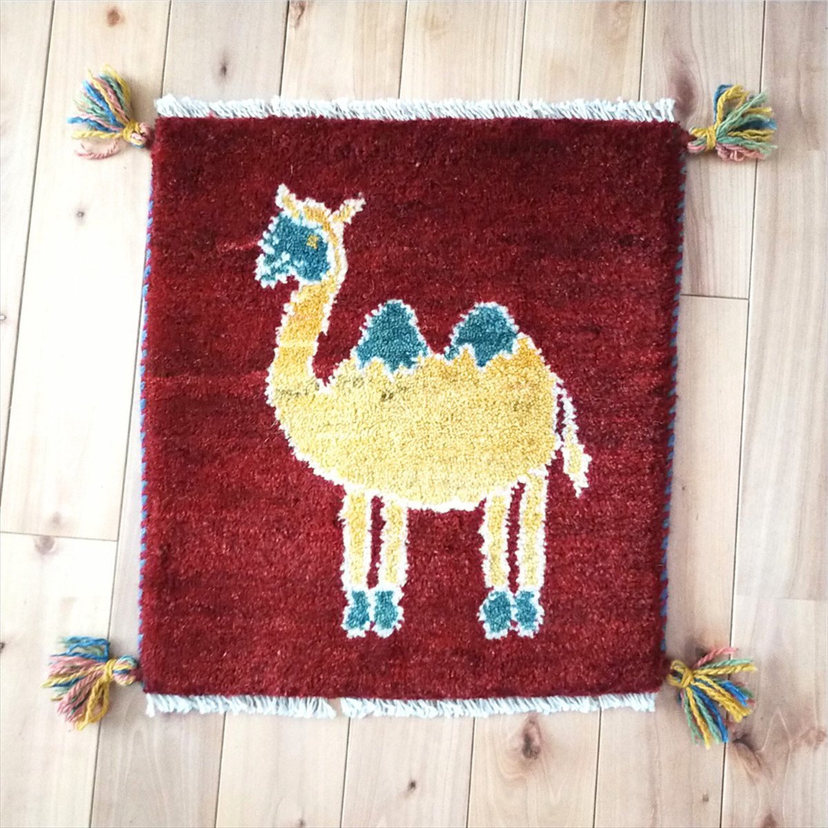 楽天市場】ペルシャ ギャッベ 【 本場 イラン産 】 新柄 約40x40cm