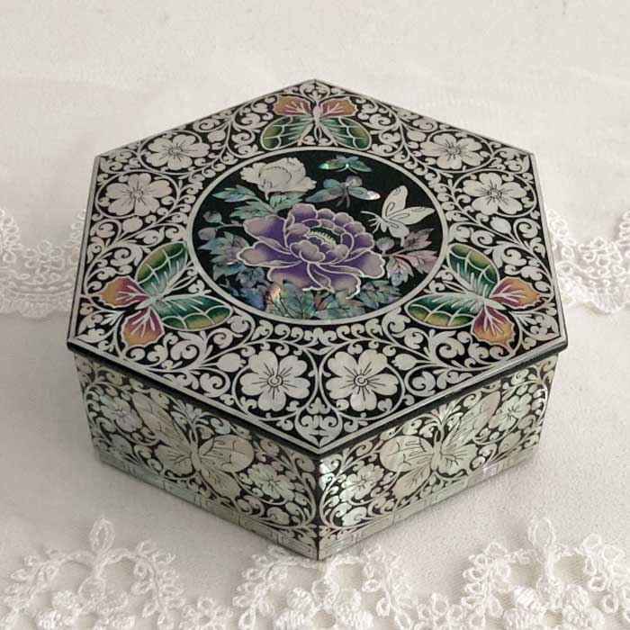 楽天市場】韓国 韓国螺鈿 螺鈿漆器 螺鈿 高級 螺鈿 細工 宝石箱 花 蝶