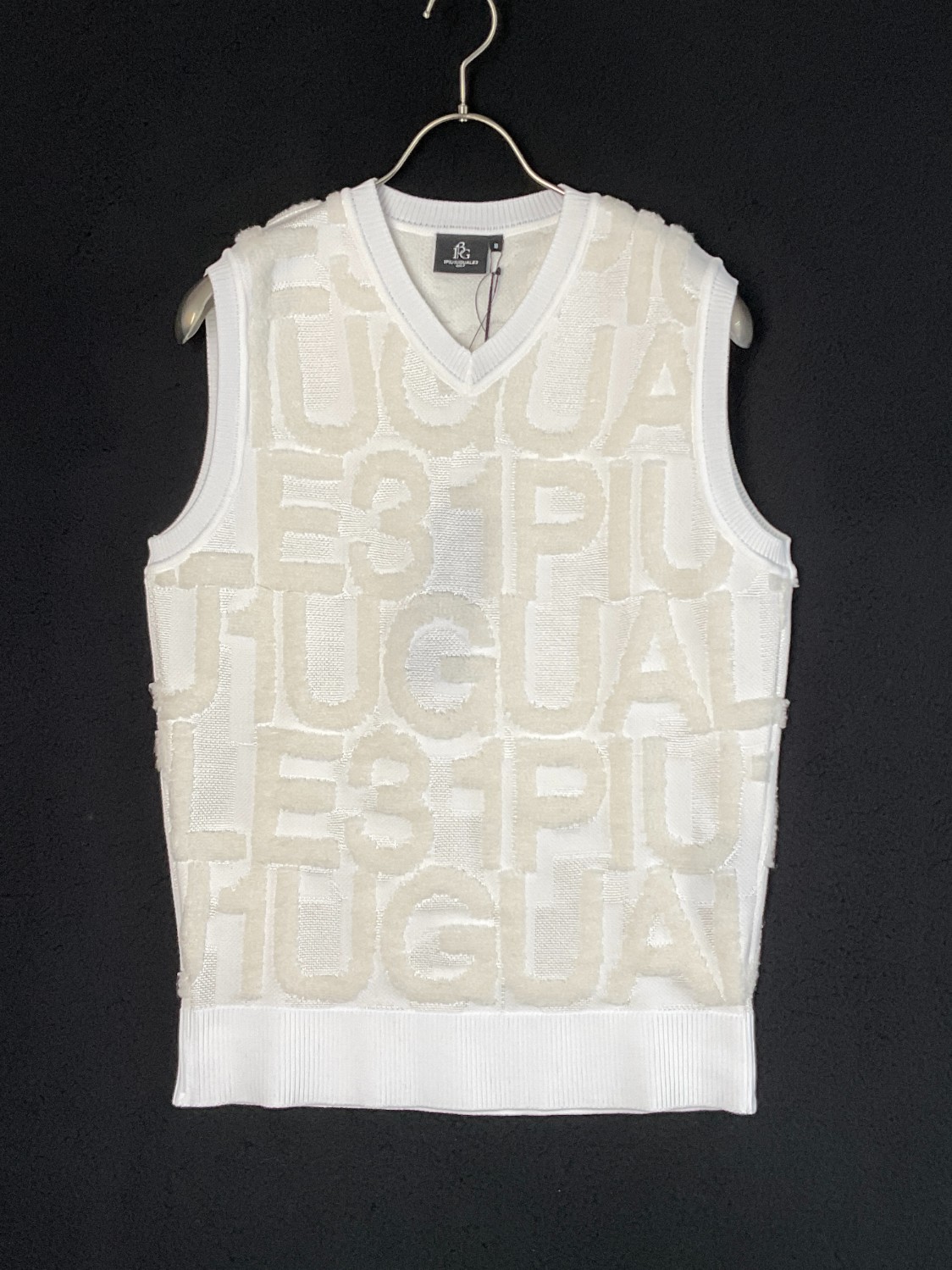 未使用】1PIU1UGUALE3 GOLF ロゴリブベスト ニット サイズ3 【公式通販】