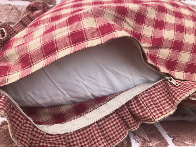 楽天市場】定番 カントリーチェック♪フリル＆ハート付き クッション