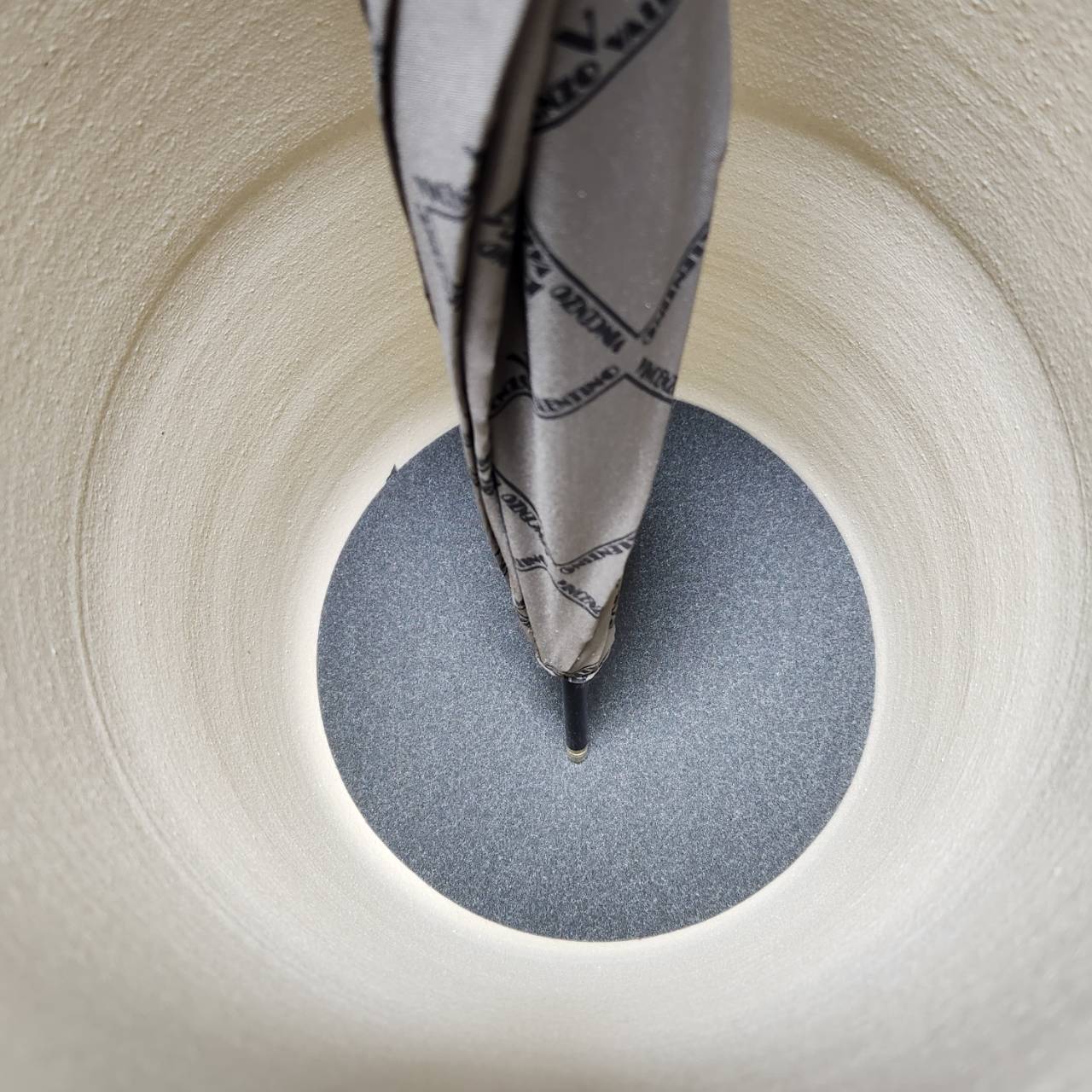 楽天市場】【傘立 陶器】刷毛目傘立 （信楽焼き・陶器・傘立て ・梅雨