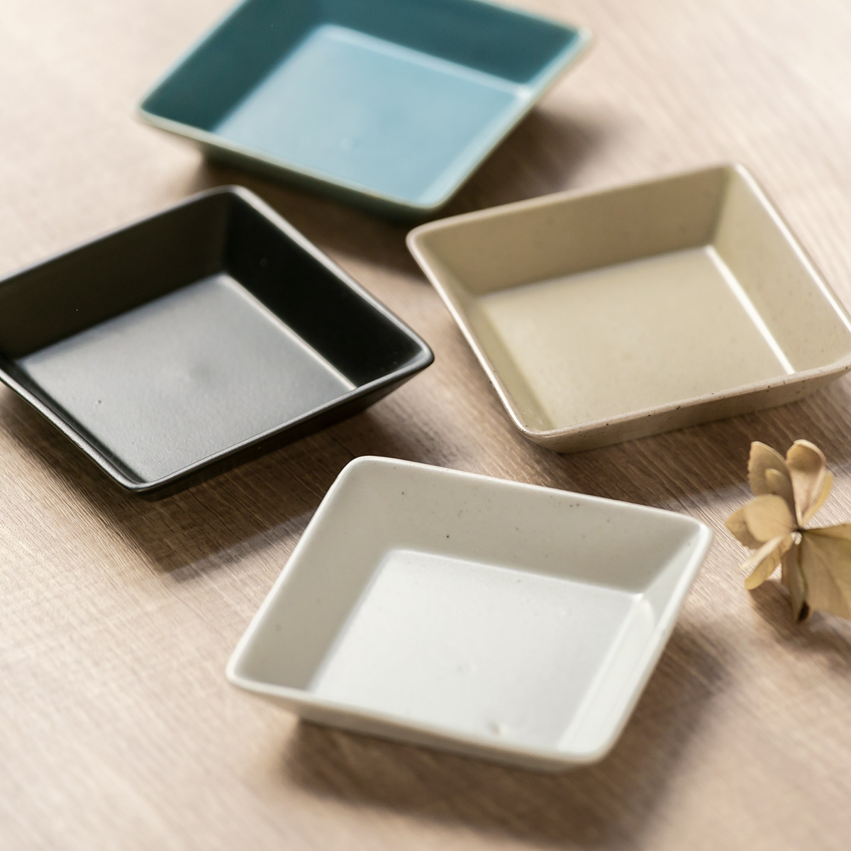 楽天市場】プレート 8.5cm S KASANE スクエア 陶器 （ 食洗機対応 皿
