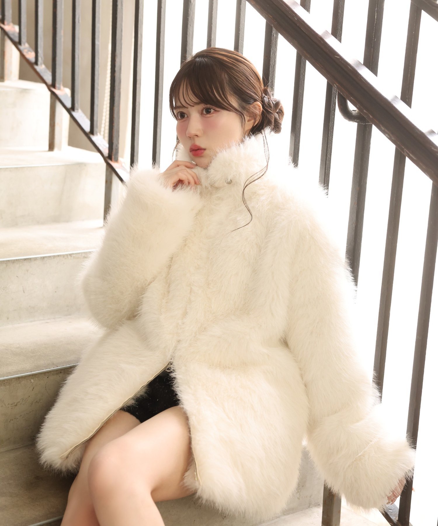 one after another NICE CLAUP｜ミドルフェイクファージャケット