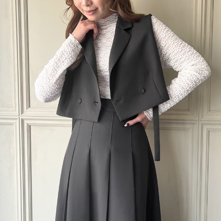 楽天市場】JUNOAH サイドベルトショートベスト＋プリーツスカート