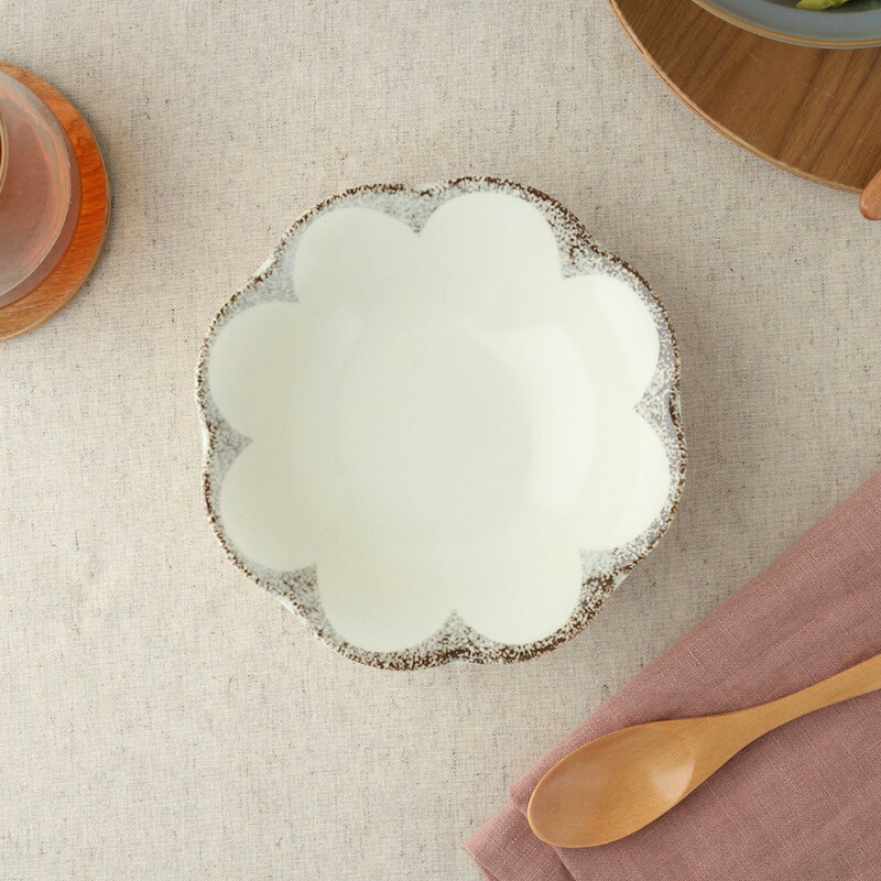 楽天市場】【最大2000円クーポン3/4 20:00〜3/11 1:59】大皿 ＆ 浅鉢 4