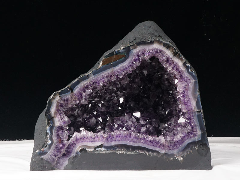 ☆アメジストドーム☆愛の守護石 ヒーリング 運気上昇 【公式通販】