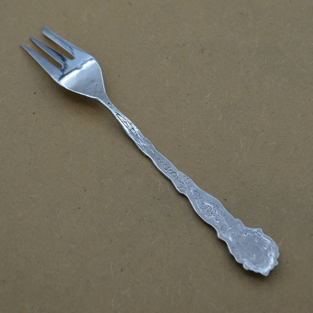 楽天市場】アンティーク フォーク シルバー800 葡萄柄 ドイツ製