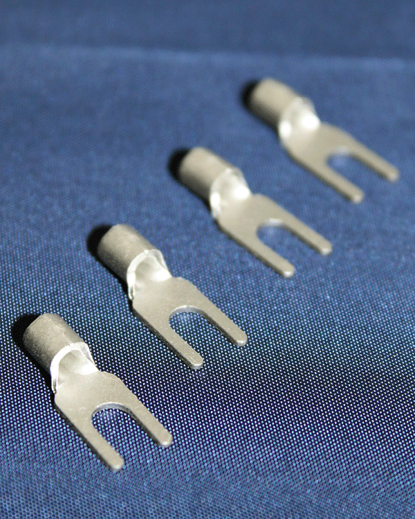 楽天市場】スピーカーケーブル用Y型圧着端子4個セット（14GAまで使用可