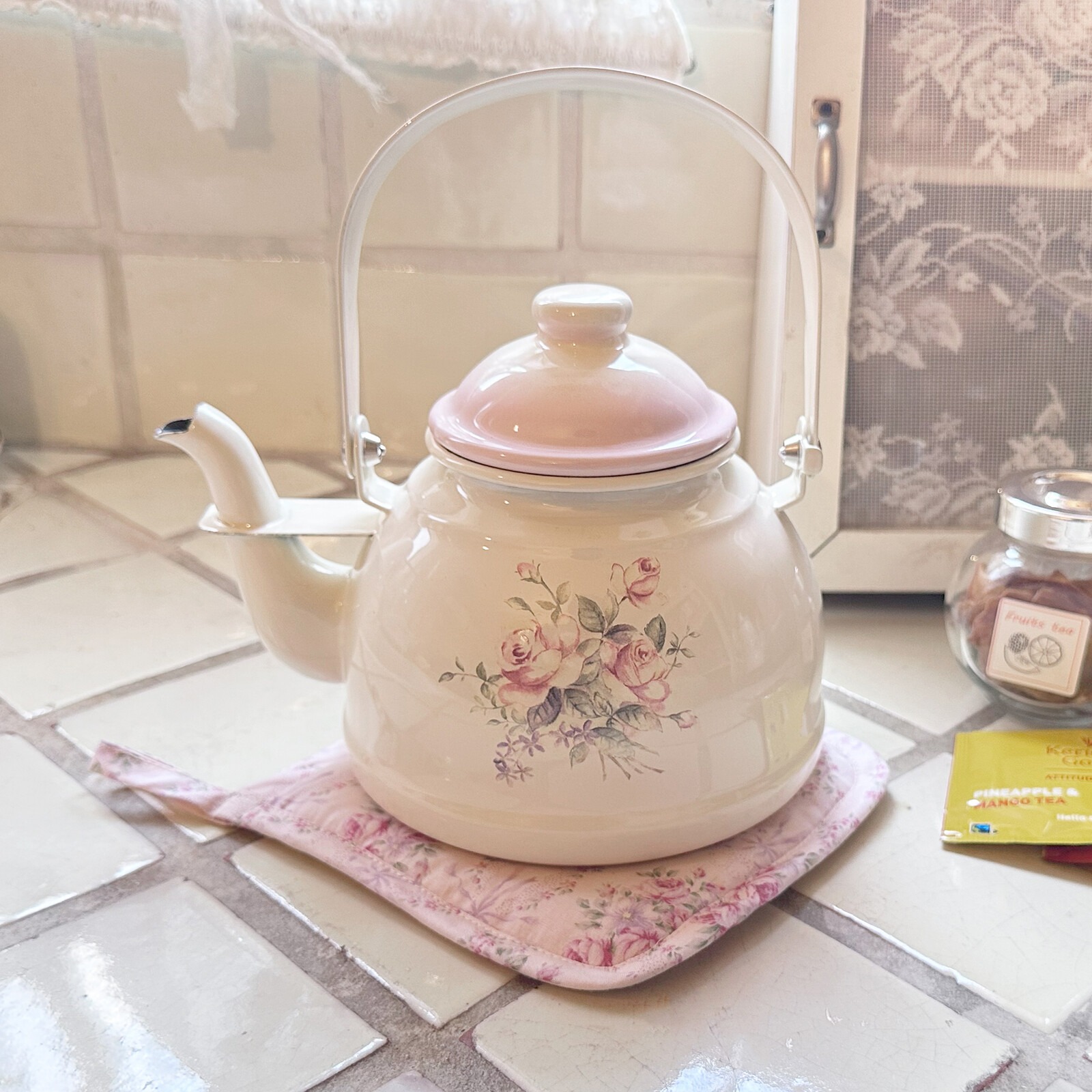 楽天市場】レトロケトル 1.5L ビビアン イマン ホーロー 琺瑯 日本製