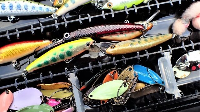 エリアトラウト最強ルアー12選！スプーン・ミノー・クランクのおすすめ