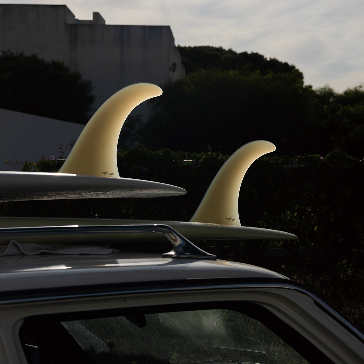 TW 10 TAPERED RAKE FIN シングルフィン DEFLOW SURF | TWRSオンライン