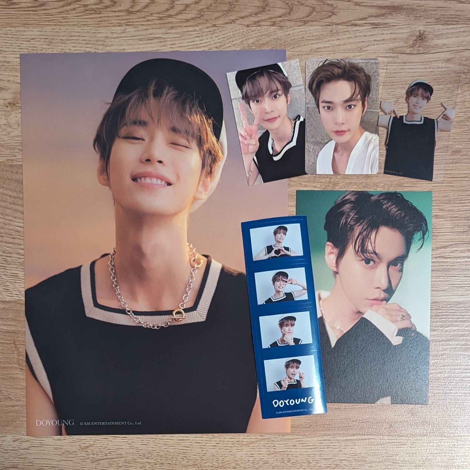 NCT New Team (NCT Wish) Yushi Hands Up Venue | Mercari