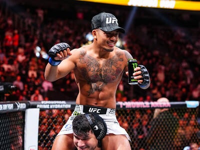 Alex Pereira's New UFC Unrivaled Fight Shorts | UFC