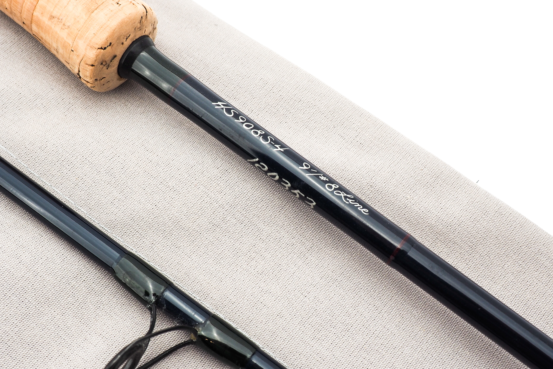 THOMAS & THOMAS “HORIZON' HS 908S-4 9′ #8 SALTWATER/PIKE TROUT FLY