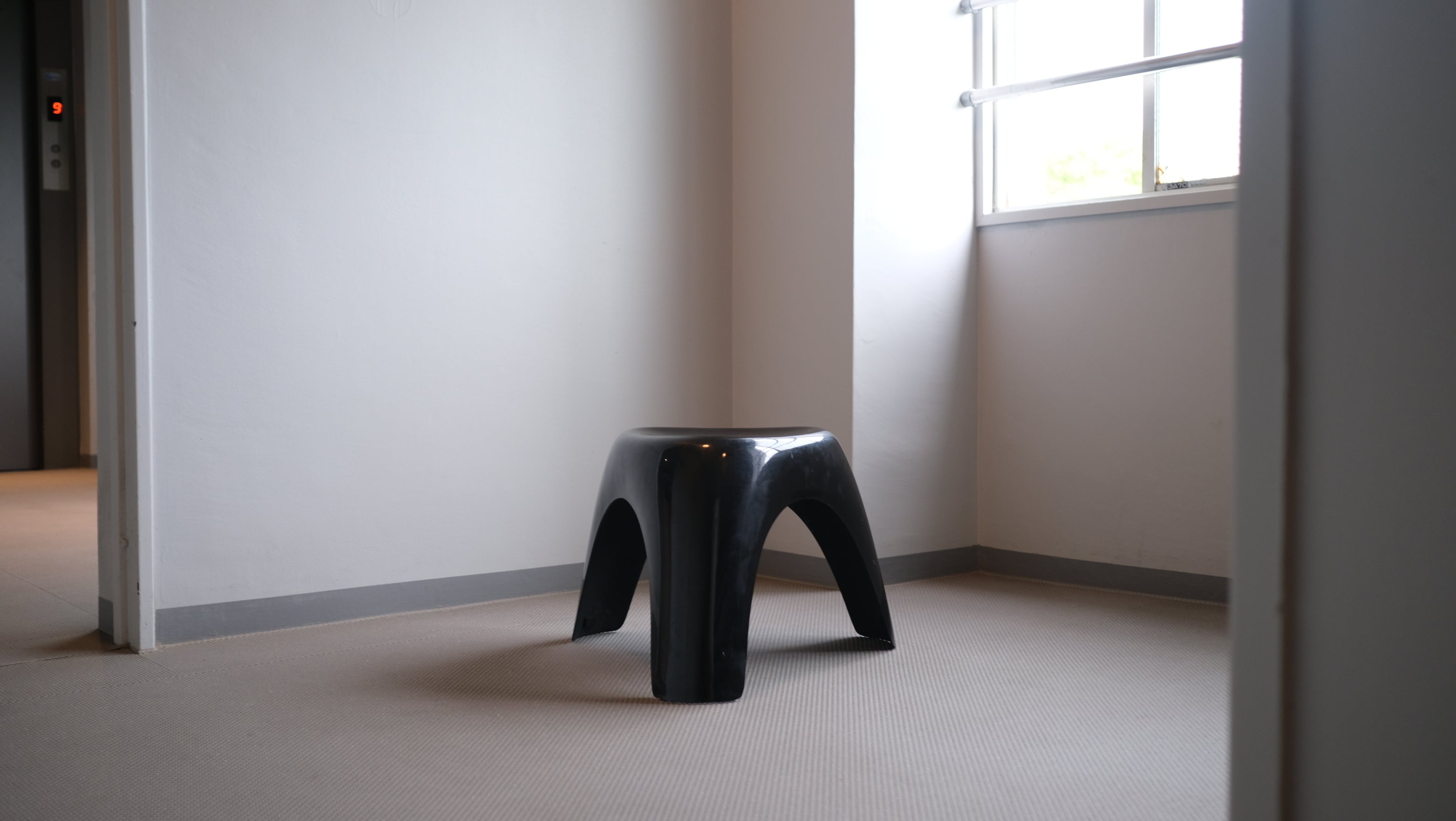 柳宗理 エレファントスツール Elephant Stool｜Habitat社 復刻モデル