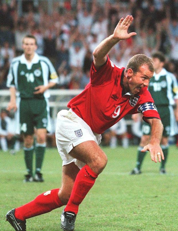 伝説の「タオルユニ！」イングランド代表、1999アウェイユニフォーム