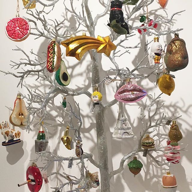 アスティエ・ド・ヴィラットのクリスマスオーナメント（Web eclat）