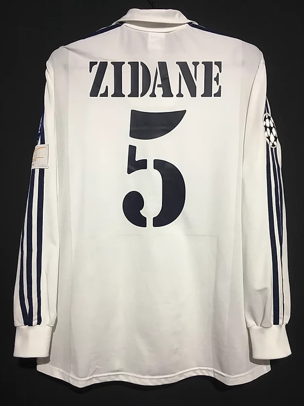 これぞ“史上最高のゴール”2001/02 CL決勝で魅せたジダン衝撃のボレー