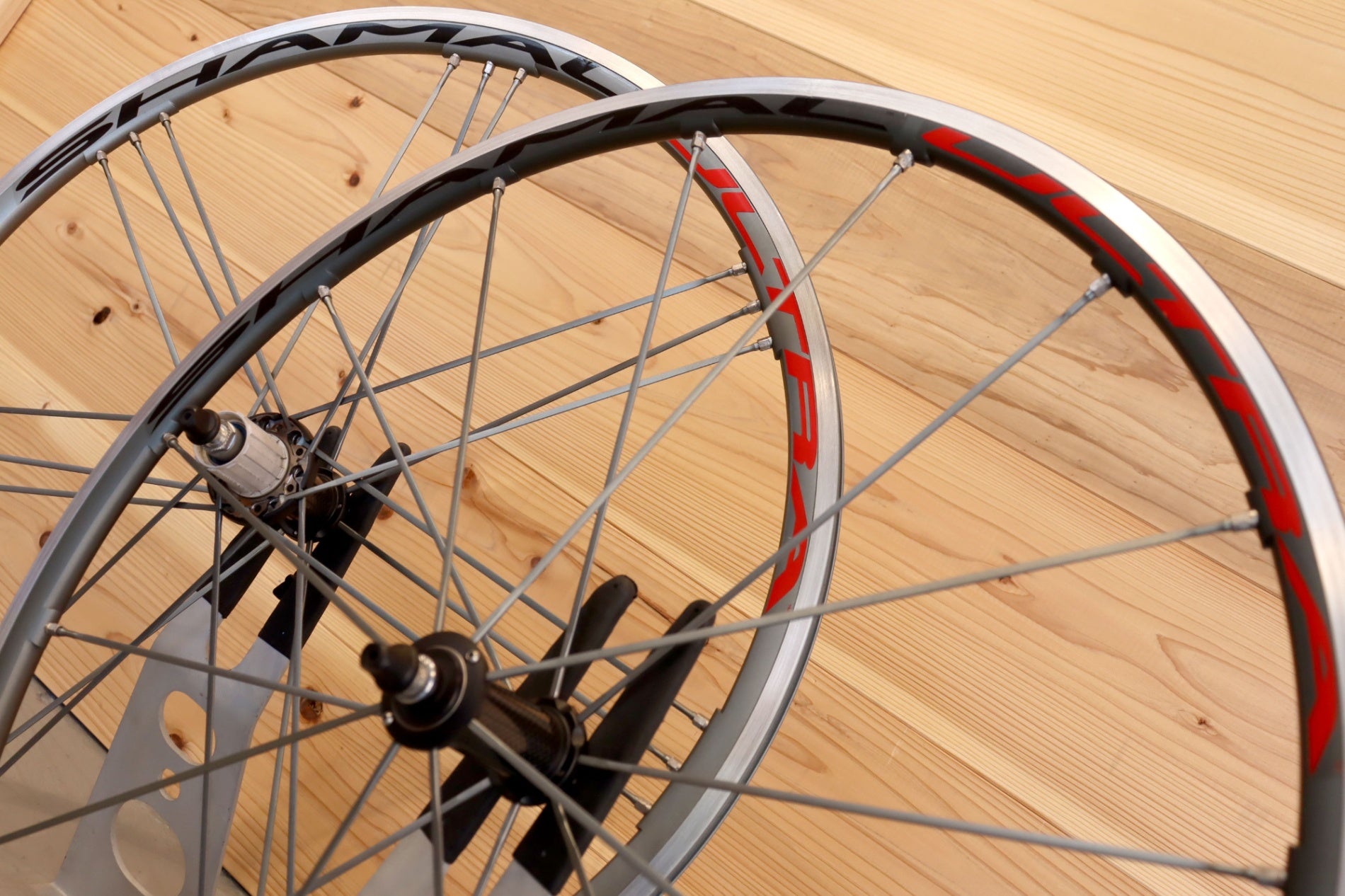 カンパニョーロ Campagnolo シャマルウルトラ チタンカラー SHAMAL