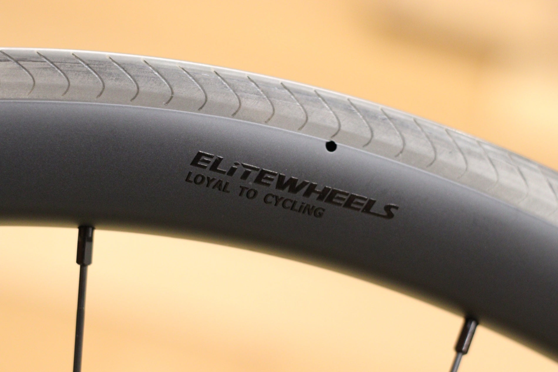 エリートホイールズ ELITEWHEELS エッジ EDGE40 RIM カーボン