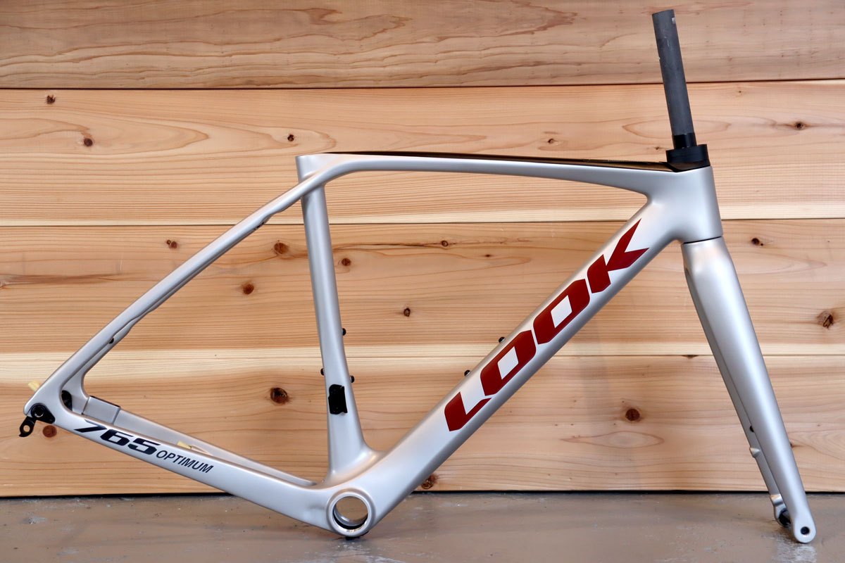 認定中古車 ルック LOOK 765 オプティマム Optimum 2 2024モデル XS