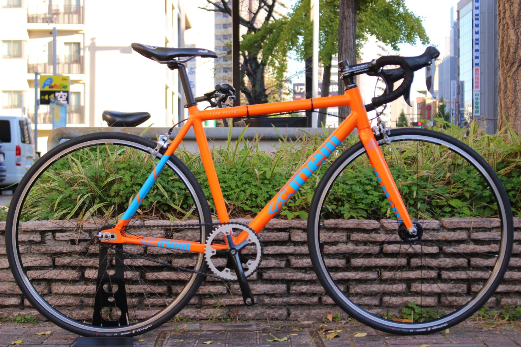 ZiiucgiFbEvjNn7UbCKT8SZza8WYat