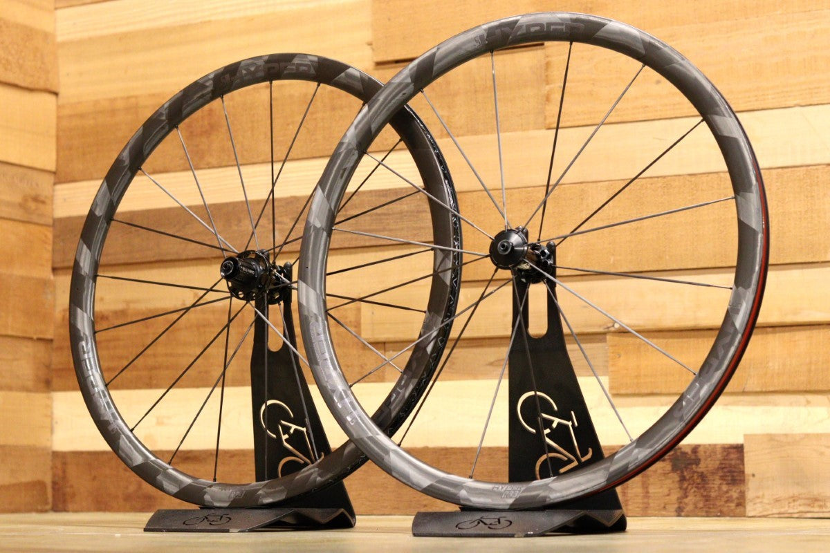 ウィンスペース WINSPACE ルンハイパー LUN HYPER R33 カーボン