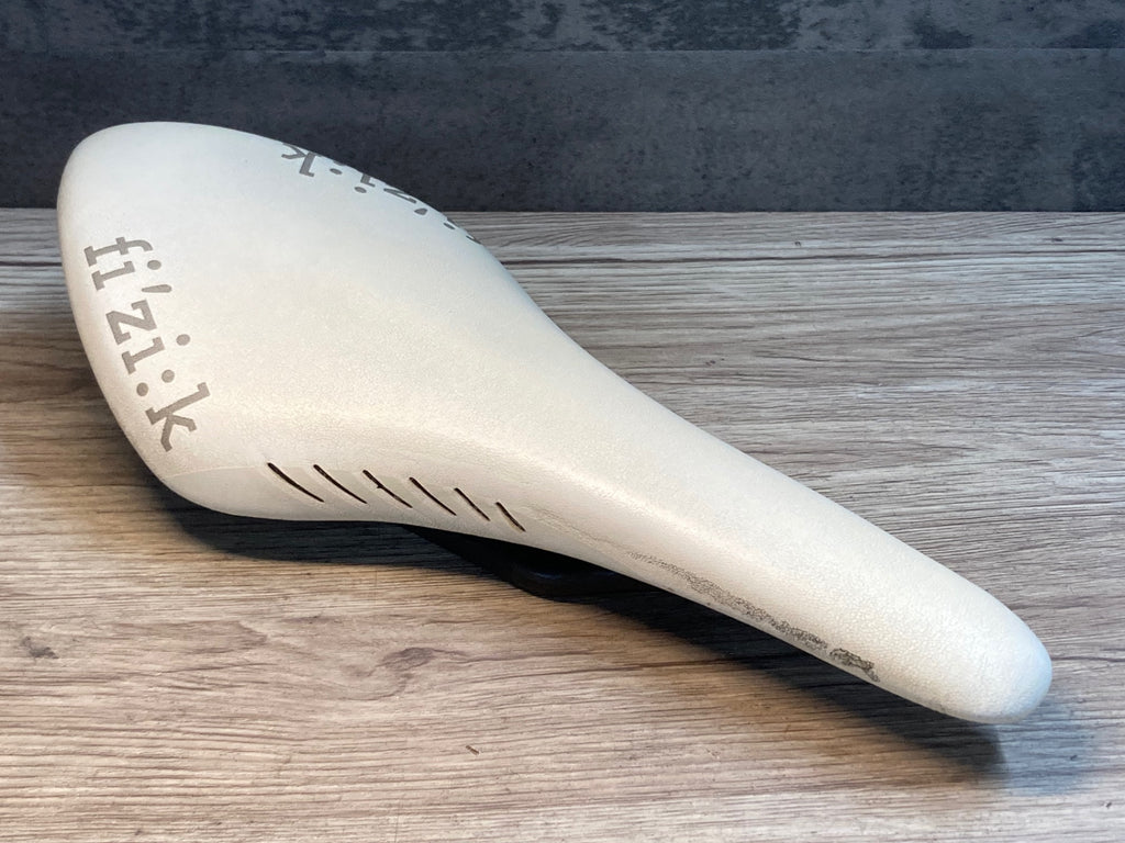 tT4xcXiyQWrtnWiZySGd12QcRIZiAY