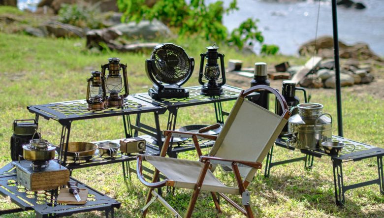 ネイチャートーンズの新作ラックは、連結＆スタックが自由自在