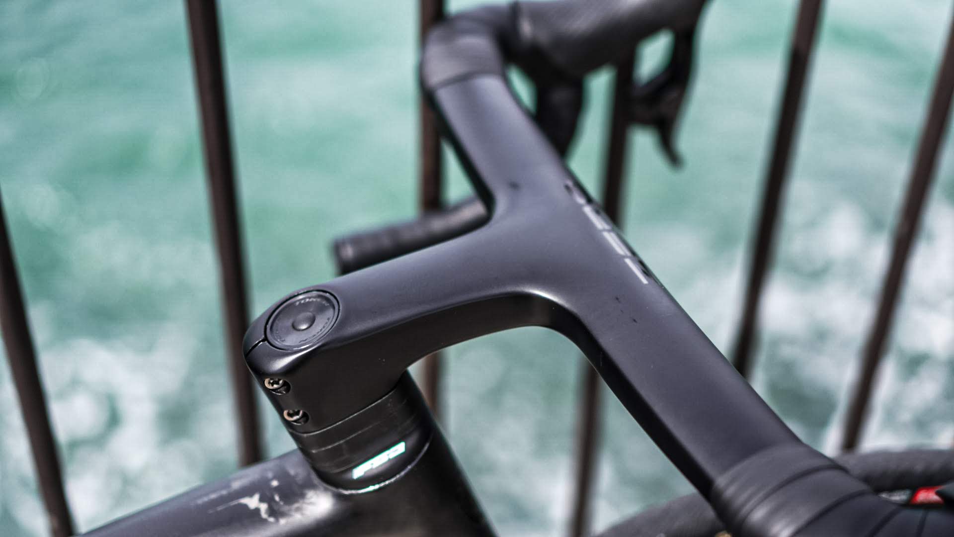 WINSPACE ZERO SL 一体型カーボンハンドルバー(ディスクブレーキ用