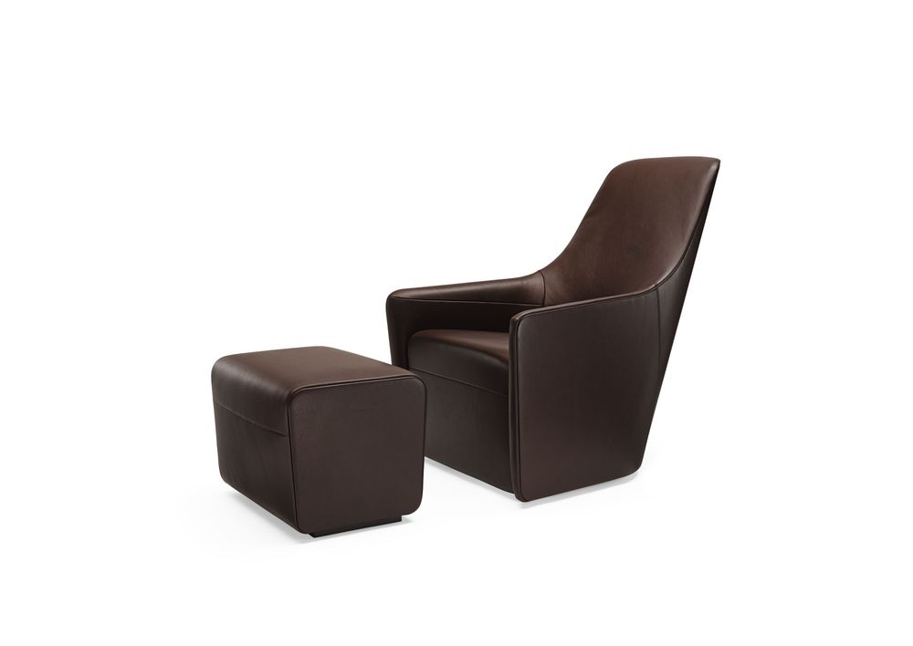 Foster 520 Armchair | Walter K.