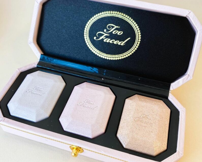 Too Faced】ダイヤモンドハイライターの限定3色パレット！【春コスメ