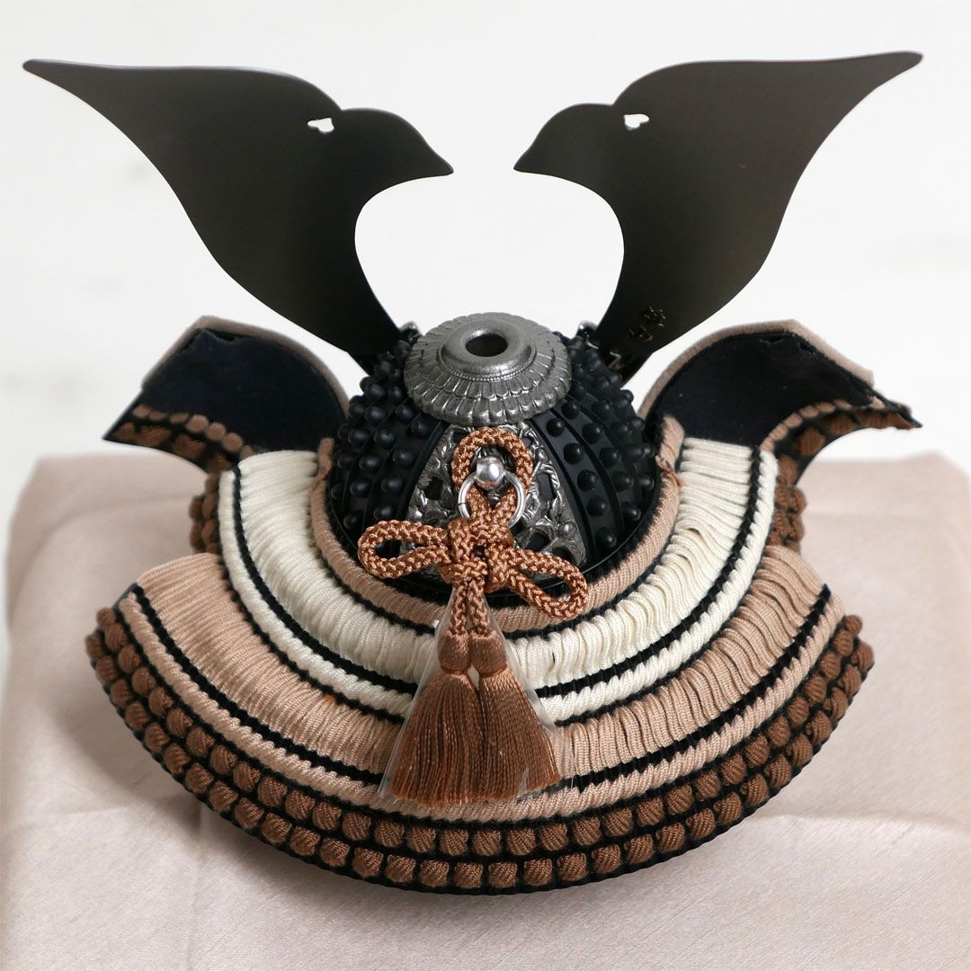 天賦之兜7号大和茶裾威が安い 雄山作 兜単品 五月人形～広島市の人形
