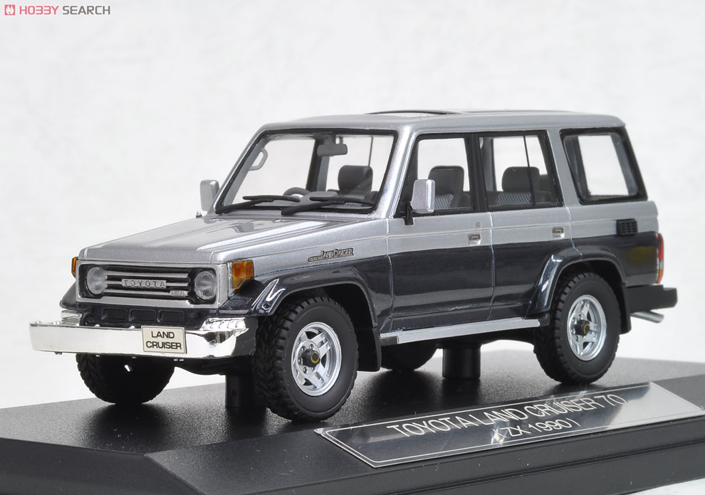 TOYOTA LAND CRUISER 70 (1990) (フィールドランナートーニング