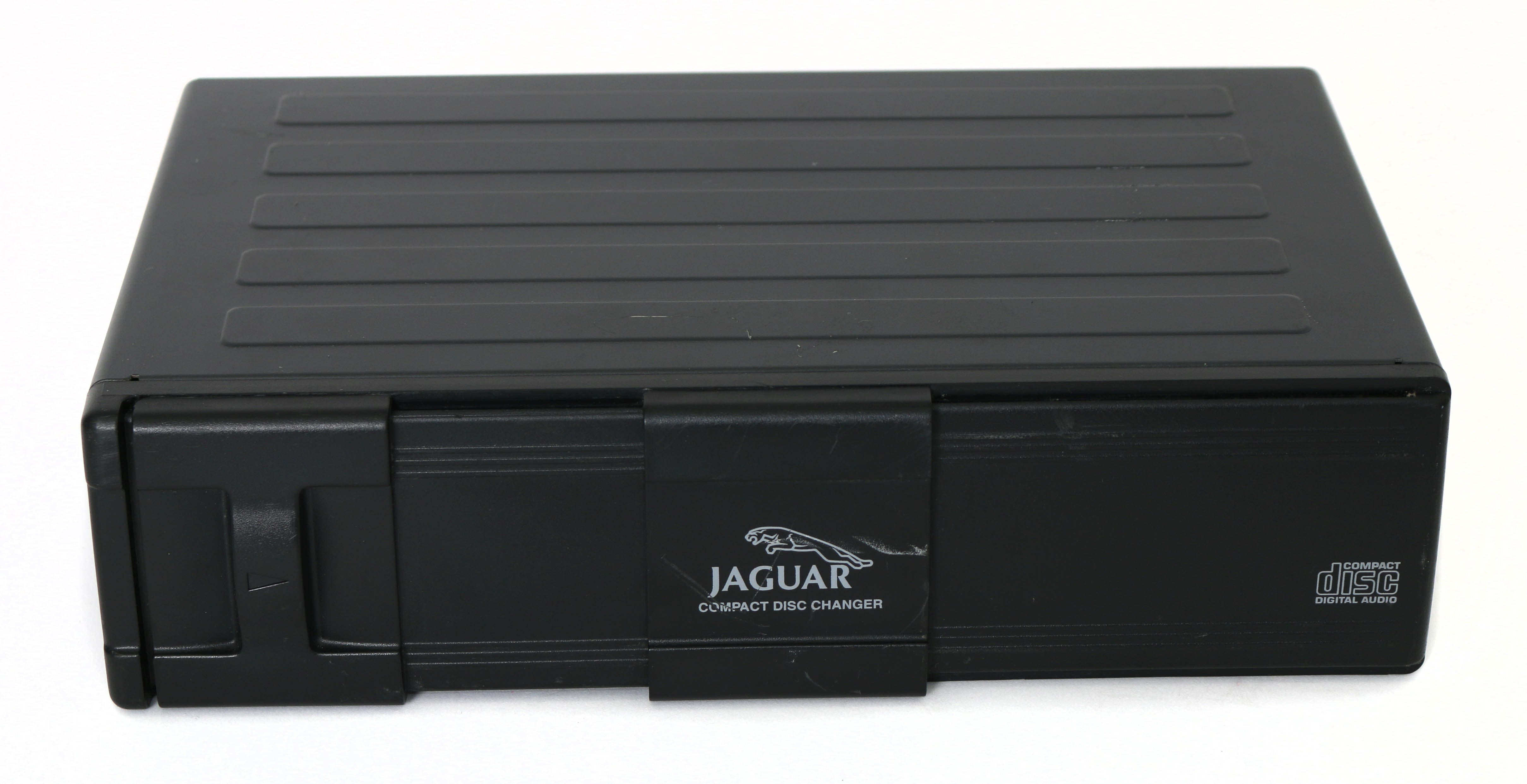 1998-06 Jaguar XK8 XJ8 6 Disc CD Changer Without Magazine