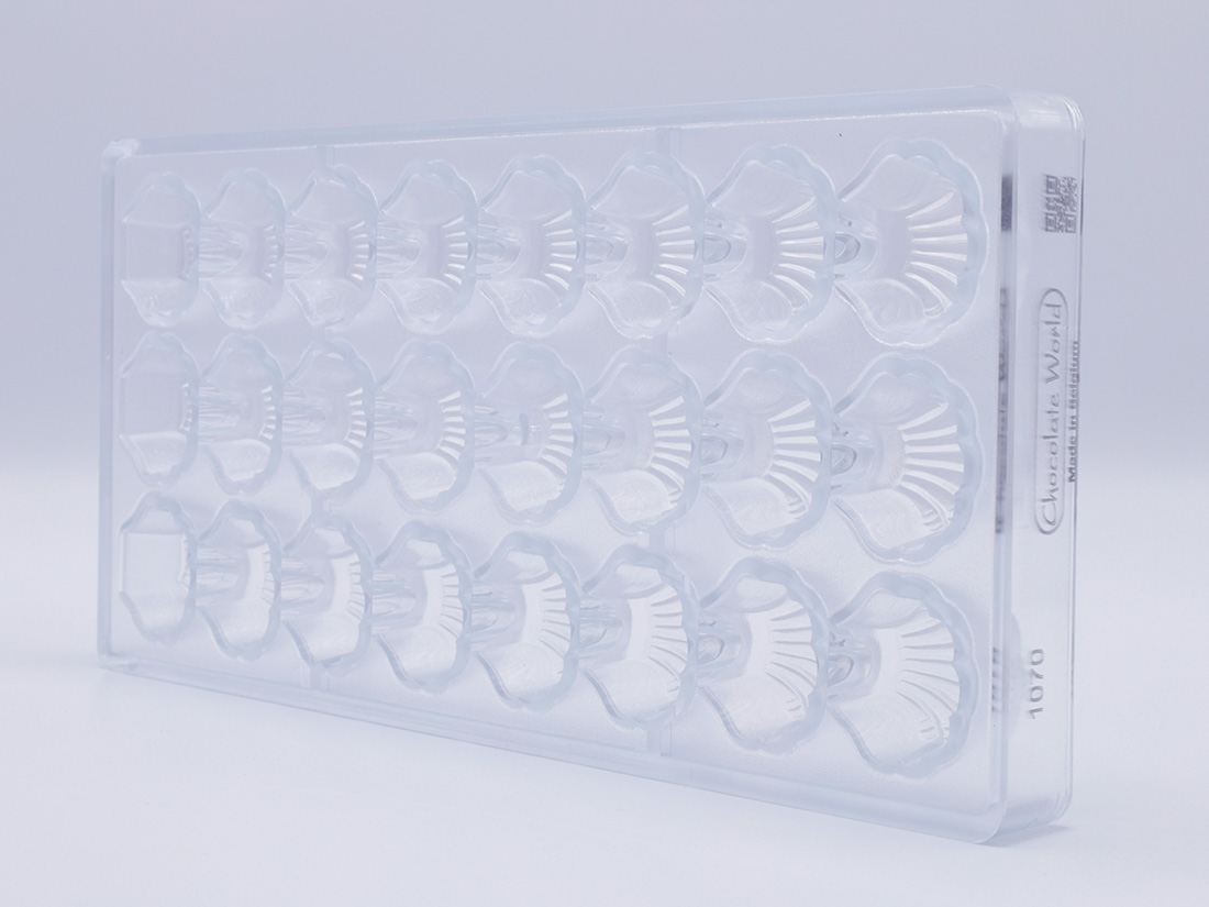 Chocolate World チョコレートモールド シェル | チョコレート型