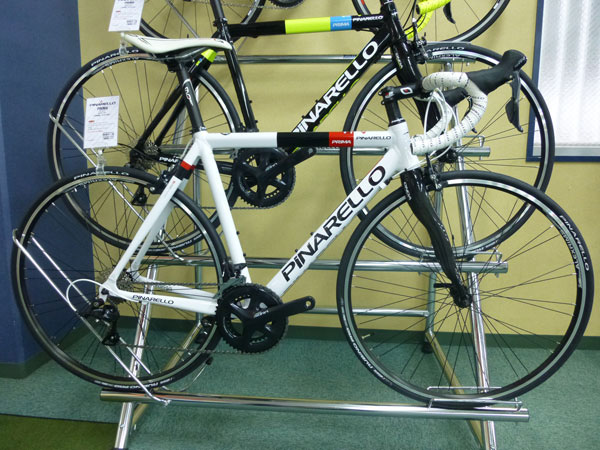 PINARELLO 2017 ROADBIKE PRIMA SORA 9s