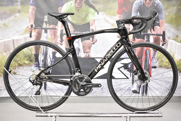 PINARELLO ROADBIKE X1 DISK 105 2023