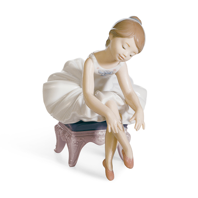 LIADRO リヤドロ バレリーナの少女！即購入OK！訳あり LLADRO（リヤドロ） 出番前のおさらい バレリーナ 少女 置物 01005496