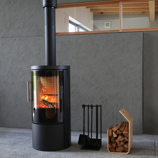 展示機の販売のお知らせ】憧れの薪ストーブを少しでもお得に手に入れ