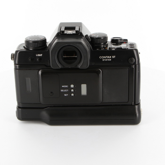 派手な機能はないが完成度の高いCONTAX ST