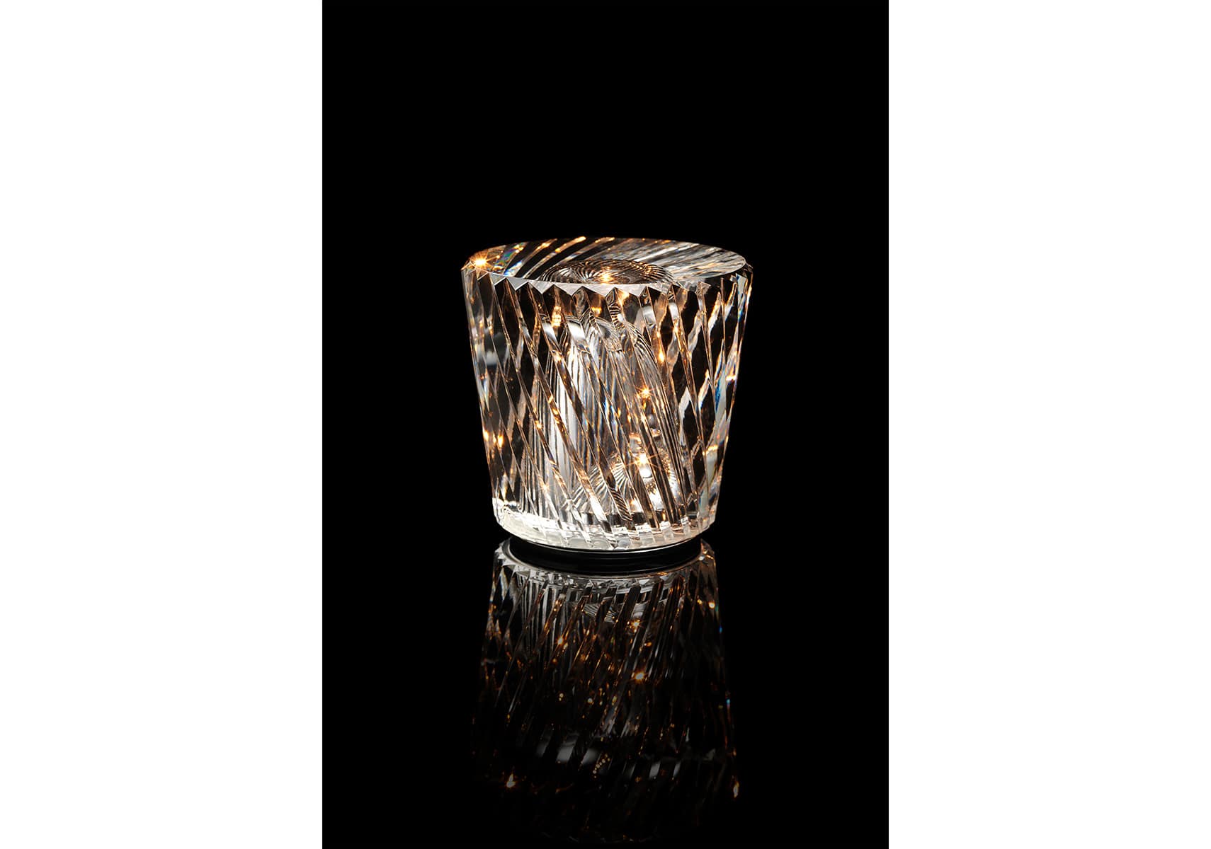 Ambientec - Xtal Becrux クリスタル コードレスランプ | カッシーナ