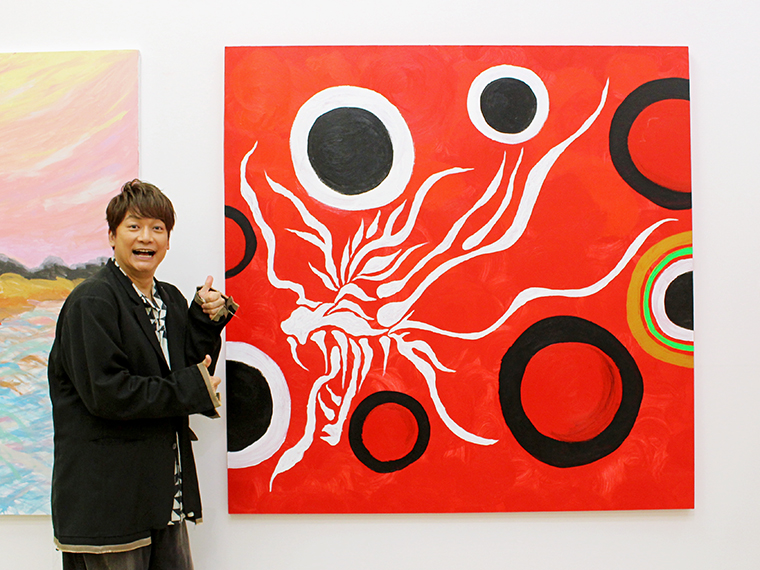 福島市で個展『WHO AM I』開催中の香取慎吾さんにインタビュー